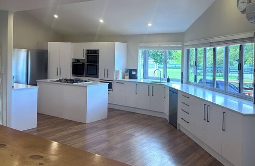 Hastings House | Lodge On St George's