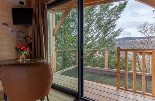 Vic-le-Comte Cabin | Lodge on Stilts All Seasons