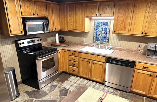 Welcome House | Lodge on the Saluda