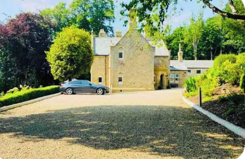 Gateshead House | Lodge - Sleeps 18, pet friendly & free parking