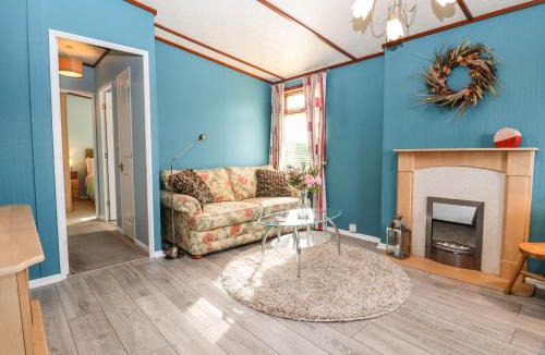 Faversham House | Lodge Two, Country View Park