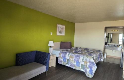 Guymon Hotel | Lodge USA Motel