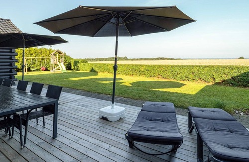 Spøttrup House | Lodge with Limfjord View