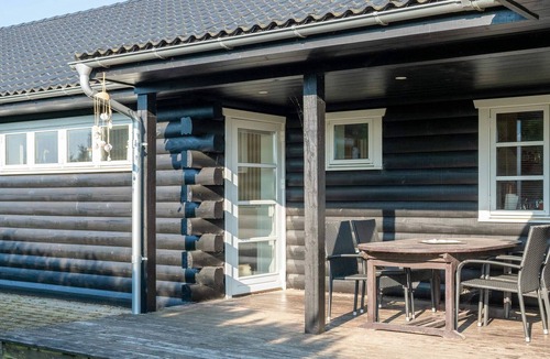 Spøttrup House | Lodge with Limfjord View
