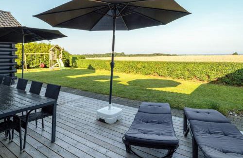 Spøttrup House | Lodge with Limfjord View