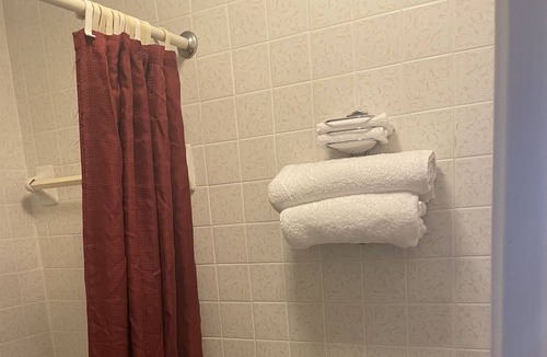 New Baltimore Hotel | LodgeKeeper