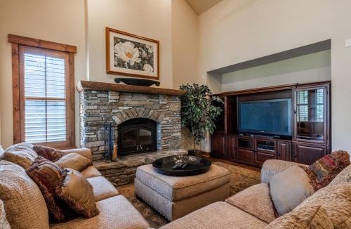 Mammoth Lakes House | Lodges 1112 - 3 Bed townhome with Loft
