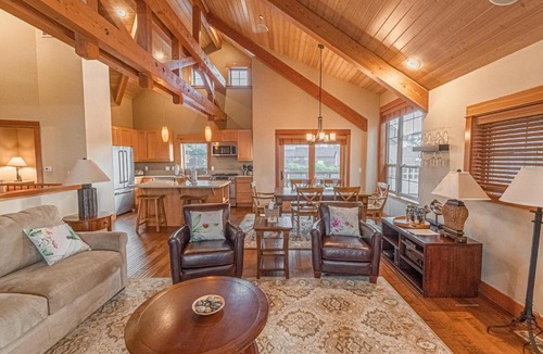 Tolovana Park Apartment | Lodges at Cannon Beach B1