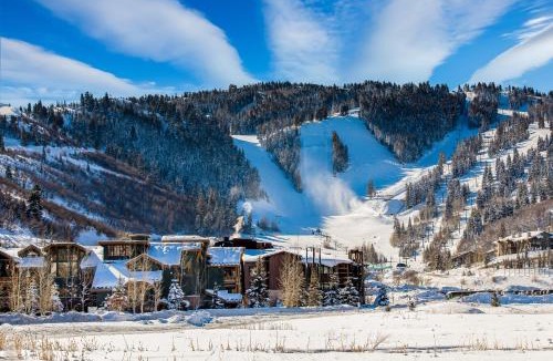 Deer Valley Hotel | Lodges at Deer Valley - #2220