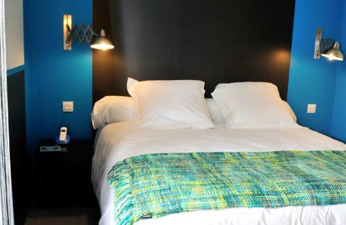 Bully House | Lodges Lao