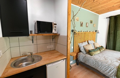 Montreuil Bed & Breakfast | Lodgette Otus