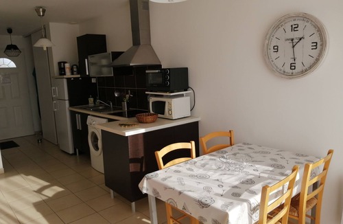 Jonzac Apartment | Lodging 2 *with wooden terrace and small garden