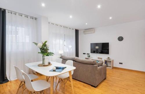 el Camp d'en Grassot i Gracia Nova Apartment | Lodging Apartments Villa de Gracia 2 bedroom cozy apartment