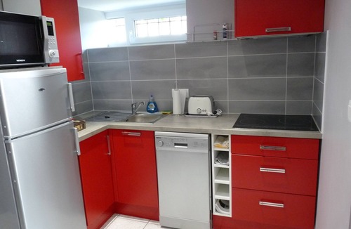 Magny Apartment | Lodging city Beausoleil with Terrace