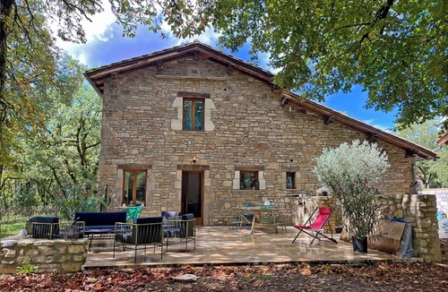 Saint-Antonin Noble Val House | lodging and breakfast with the sweetness of silence