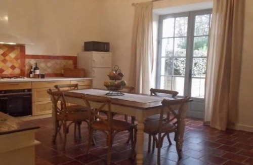 Marseillette House | Lodging in an old wine cellar overlooking the Canal du Midi