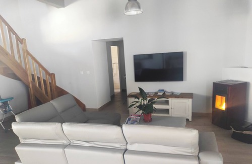 Champcenest Bed & Breakfast | Lodging in the countryside with secure parking