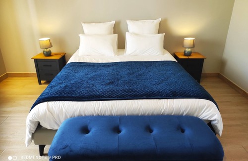 Champcenest Bed & Breakfast | Lodging in the countryside with secure parking