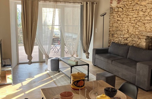 Bellevigne-en-Layon Apartment | Lodging - Town center - Bellevigne en layon