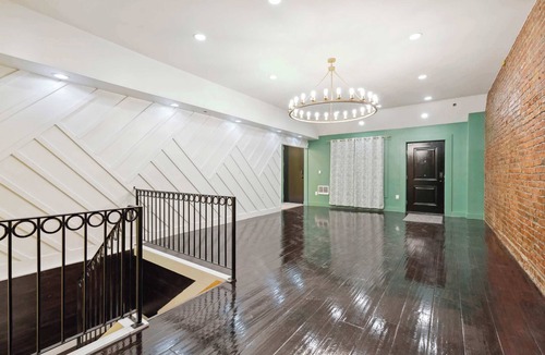 West Philadelphia Apartment | Lodgyy - Deluxe Double-bed Suite