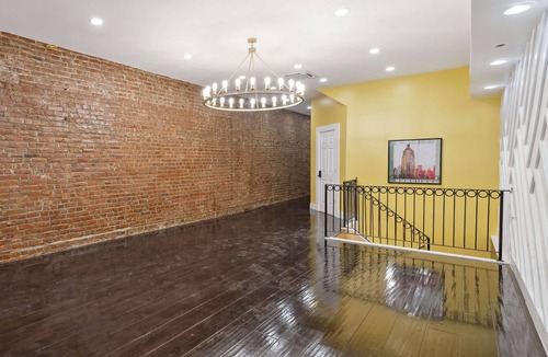 West Philadelphia Apartment | Lodgyy - Quiet Double-bed suite