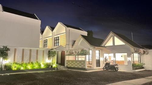 Sleman Hotel | Lodjisvarga Villa Jogja