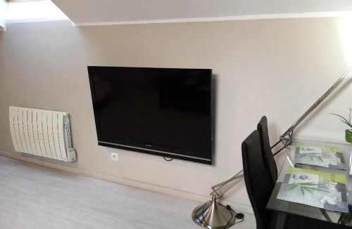 Parmilieu Apartment | Loft à La Campagne