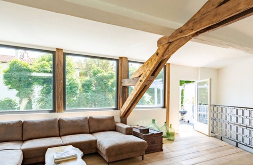 Ville-d'Avray Apartment | Loft à Lesprit Maison de Ville