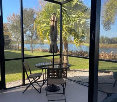 Ruskin Apartment | Loft à louer