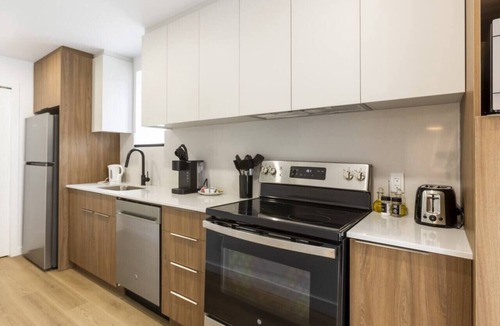Rimouski Apartment | Loft 100 | Kitchen | Downtown