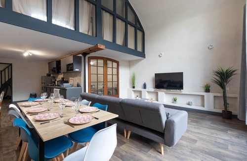 Mercury Apartment | Loft 15 + Loft 16