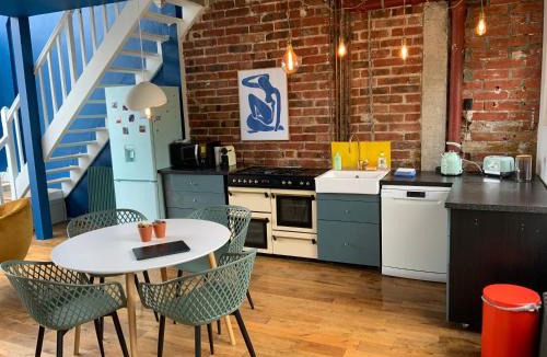 Arcueil Apartment | LOFT 2 stations from Paris RER B Laplace