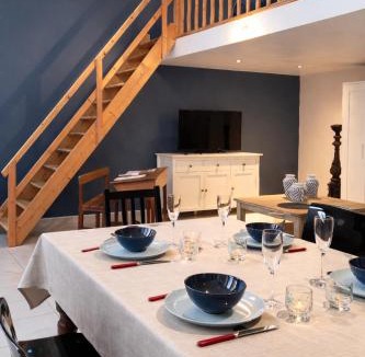 Cambrai Apartment | Loft 3 du Temple pour 4 pers & Parking