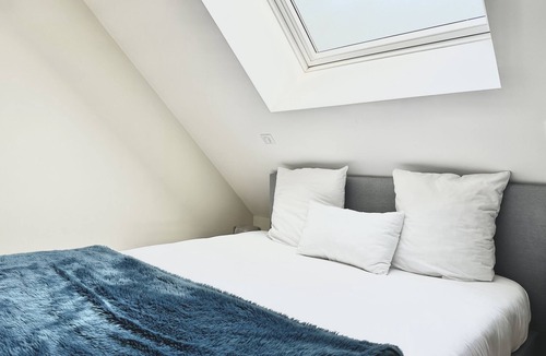 Miroir - Batignolles Apartment | Loft 3 Premium - Near Station