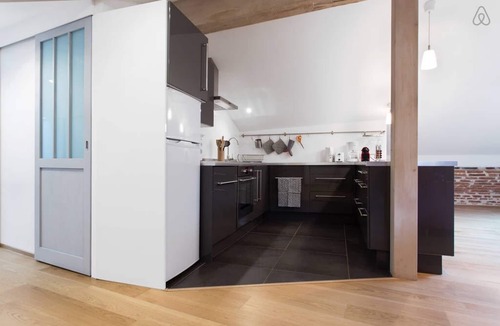 Toulouse City-Centre Apartment | Loft 4**** Place du Capitole, 60 m2 optional parking. High standing.