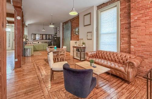 Cleveland House | Loft 40