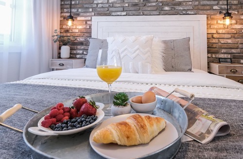 Saint-Faustin-Lac-Carre Apartment | Loft 879 Mont-Blanc view, 10 min Tremblant