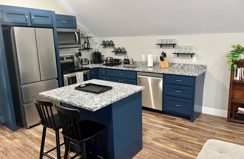 Joplin Apartment | Loft apartment in historic house within walking distance of downtown.
