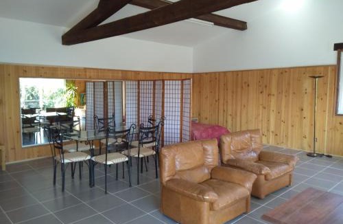 Besset Apartment | loft At Besset