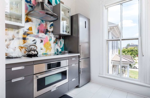 Macon Apartment | Loft Atelier: downtown luxury + easy parking