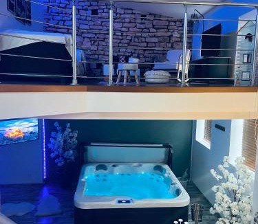 Moriviller House | LOFT Aux Retrouvailles -Gîte avec Spa