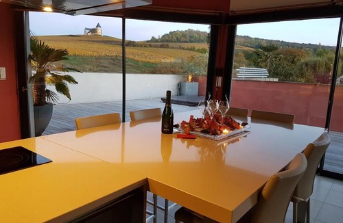 Chavot-Courcourt Apartment | Loft avec Vue