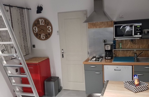 Sainte-Croix-Grand-Tonne Apartment | Loft cozy axis Caen Bayeux Courseulles sur Mer