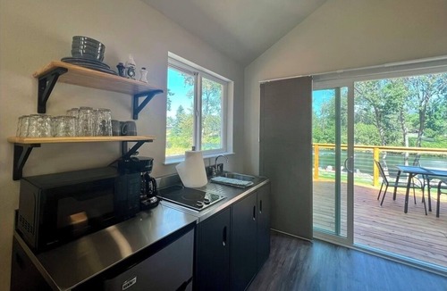 Fruitdale Cabin | Loft Cabin 4 - Rogue River Resort