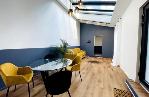 Rive Droite Apartment | Loft - Centre Ville