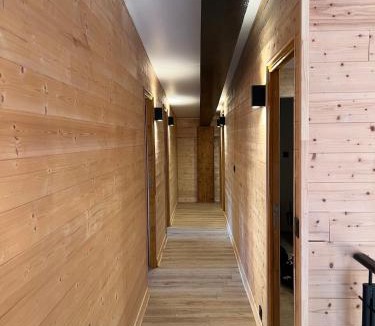 La Cabanasse Apartment | Loft-chalet 12 pers - Billiards - Cinéma - 10 min ski