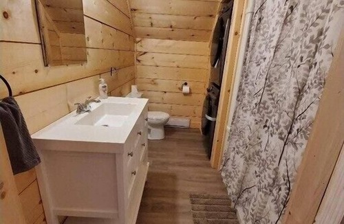 Woody Point Ski Chalet | Loft Chalet #2: 1 Bedroom (2 Double beds), 1 Full Bath, open kitchen-living room