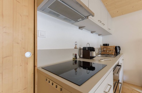 Bagneres-de-Luchon Cottage | Loft Coco * - Luchon, chocolate souvenirs