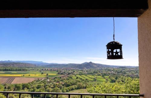 Montsonis Apartment | Loft con chimenea y terraza con vistas - Cal Caterino