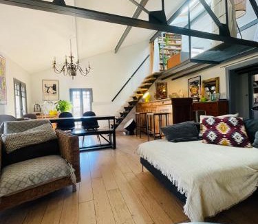 Montpellier City-Centre Apartment | Loft Cosy de 120m2 en plein Centre-Ville à 2 pas de la Comédie Grande ou Petite Terrasse selon les mois